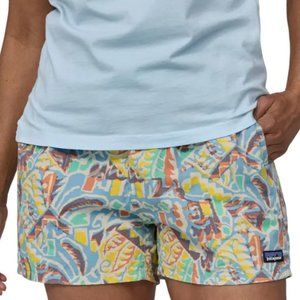 NWT! Patagonia Women's Funhoggers 4" Shorts | M | MSRP:$69